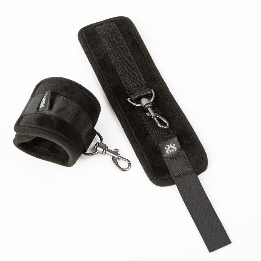 SEI MIO Sensually Secure Padded Restrain