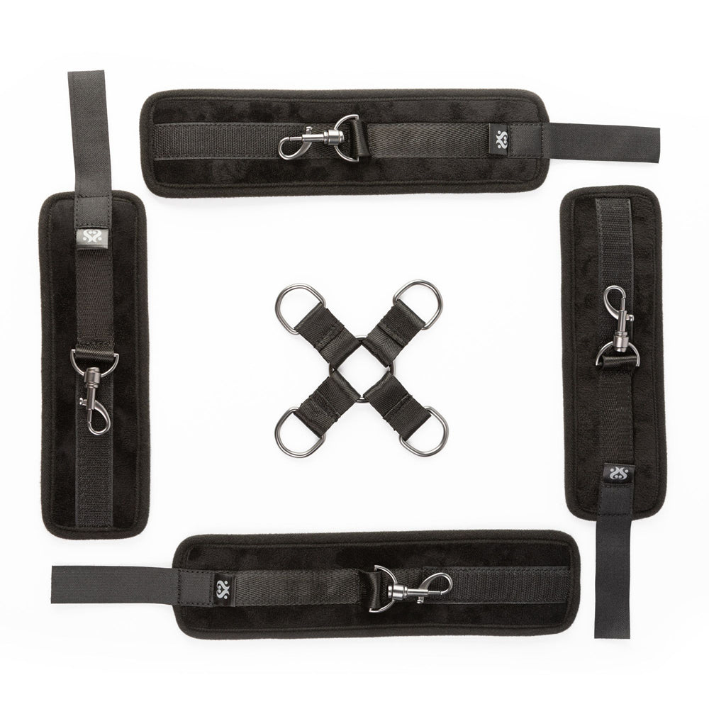 SEI MIO Hog Tied and Satisfied Set